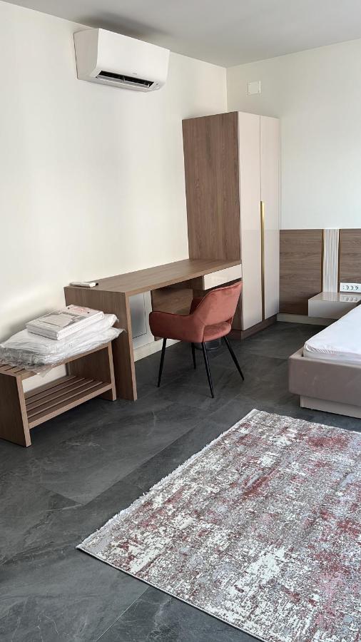 Apartamento Arcgroup Medical Oradea Exterior foto